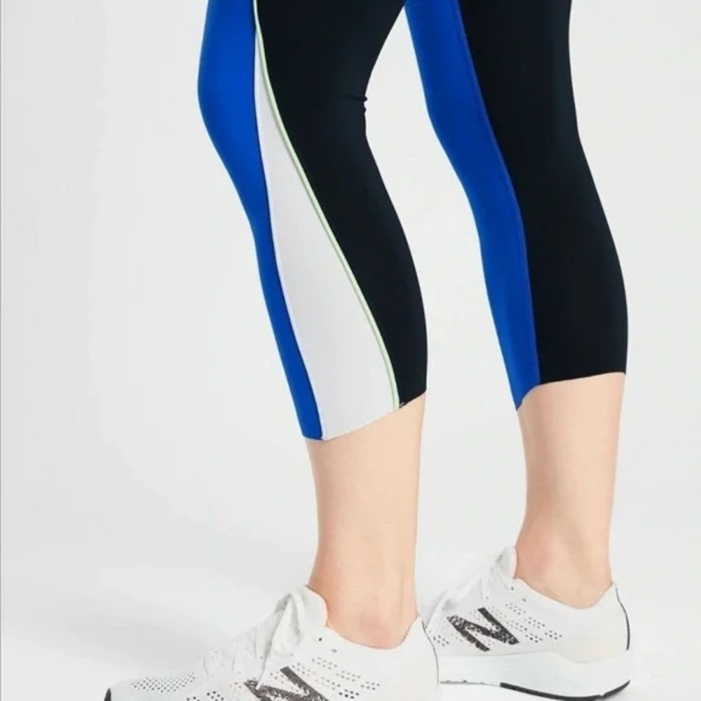 Athleta Velocity Colorblock Capri Tights w/ Stash Pockets Women’s Ankle Size M - Picture 4 of 12